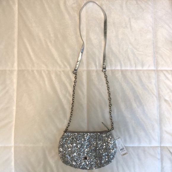 NWT! NY&C silver sequined evening bag - Picture 2 of 6